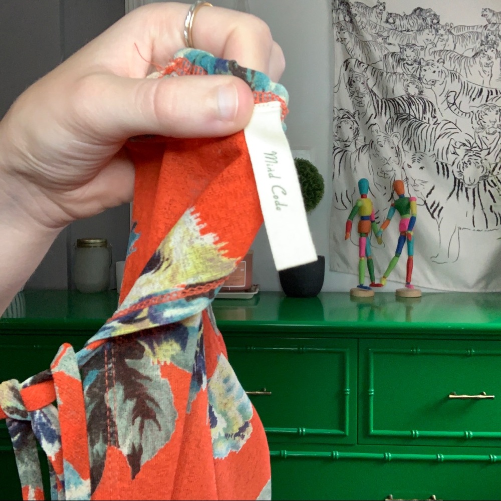 Mind Code Floral Open Back Tank Top - Picture 12 of 12